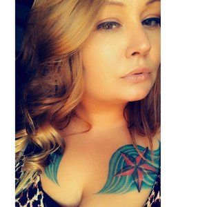 Meet your Posher, Christel